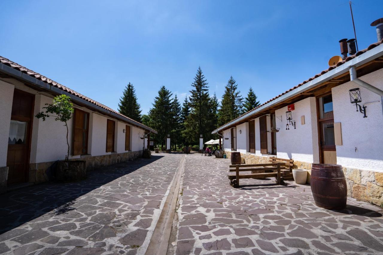 Kampaoh Sierra De Urbasa Hotel Bacaicoa Ngoại thất bức ảnh